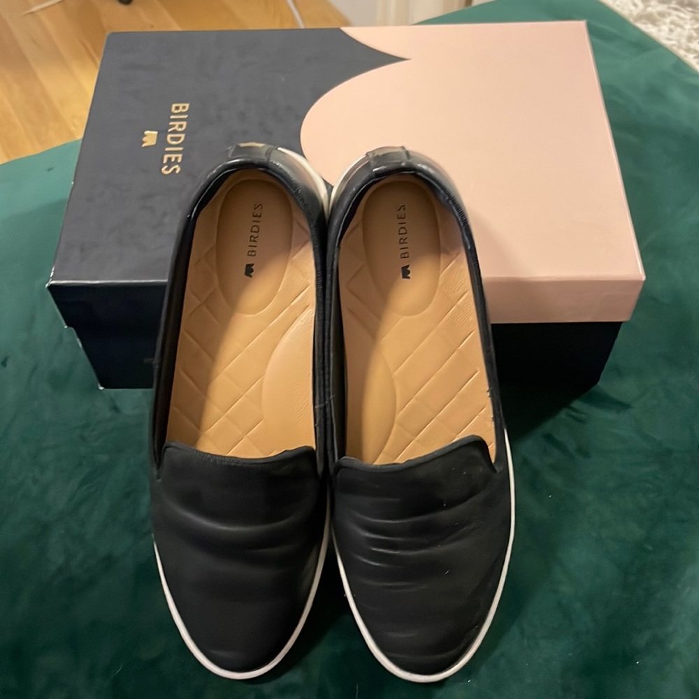 Birdies The Swift in Black Leather, Size 6.5